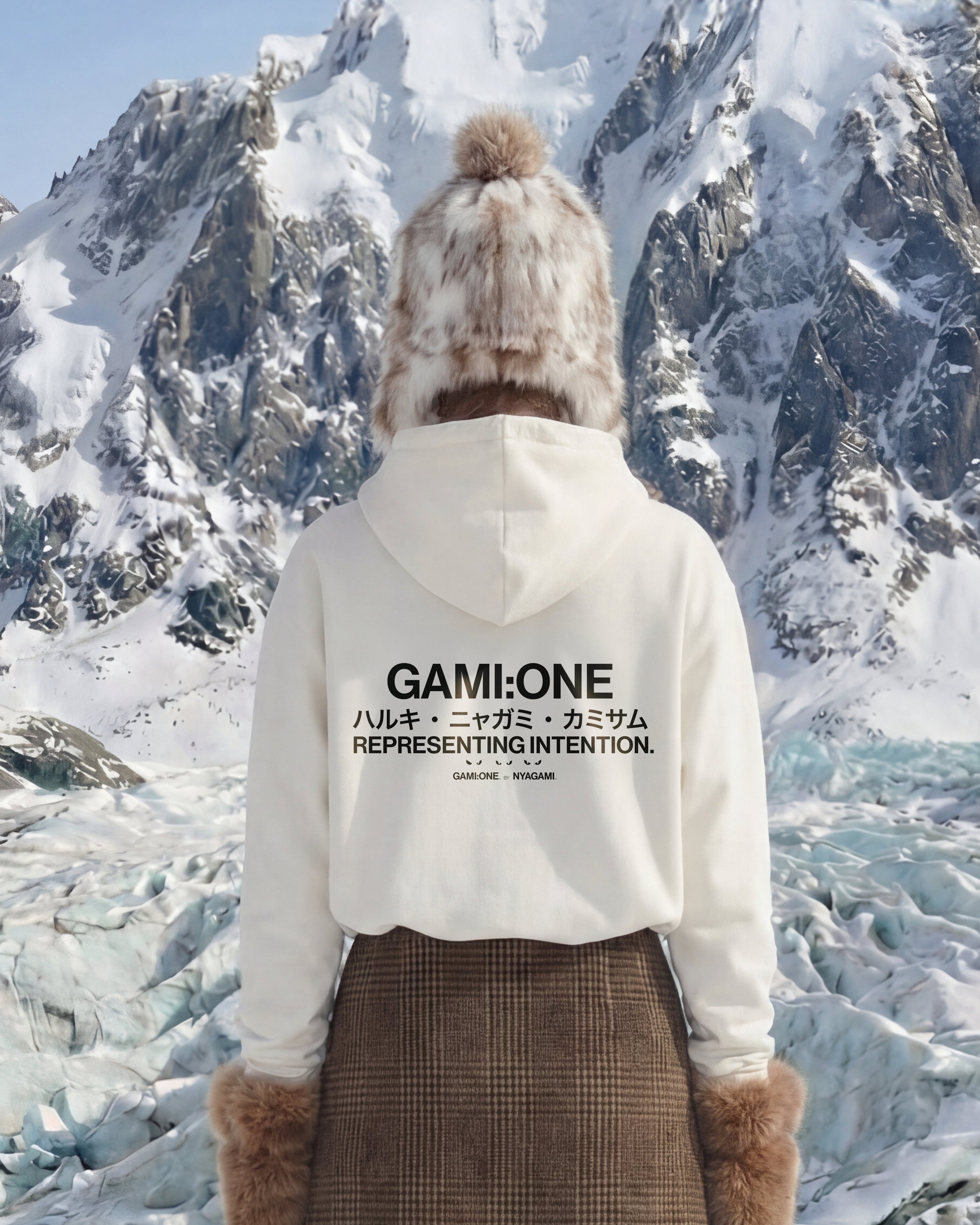 WHITE GAMI:ONE INTENTION HOODIE: VENGEANCE FIT